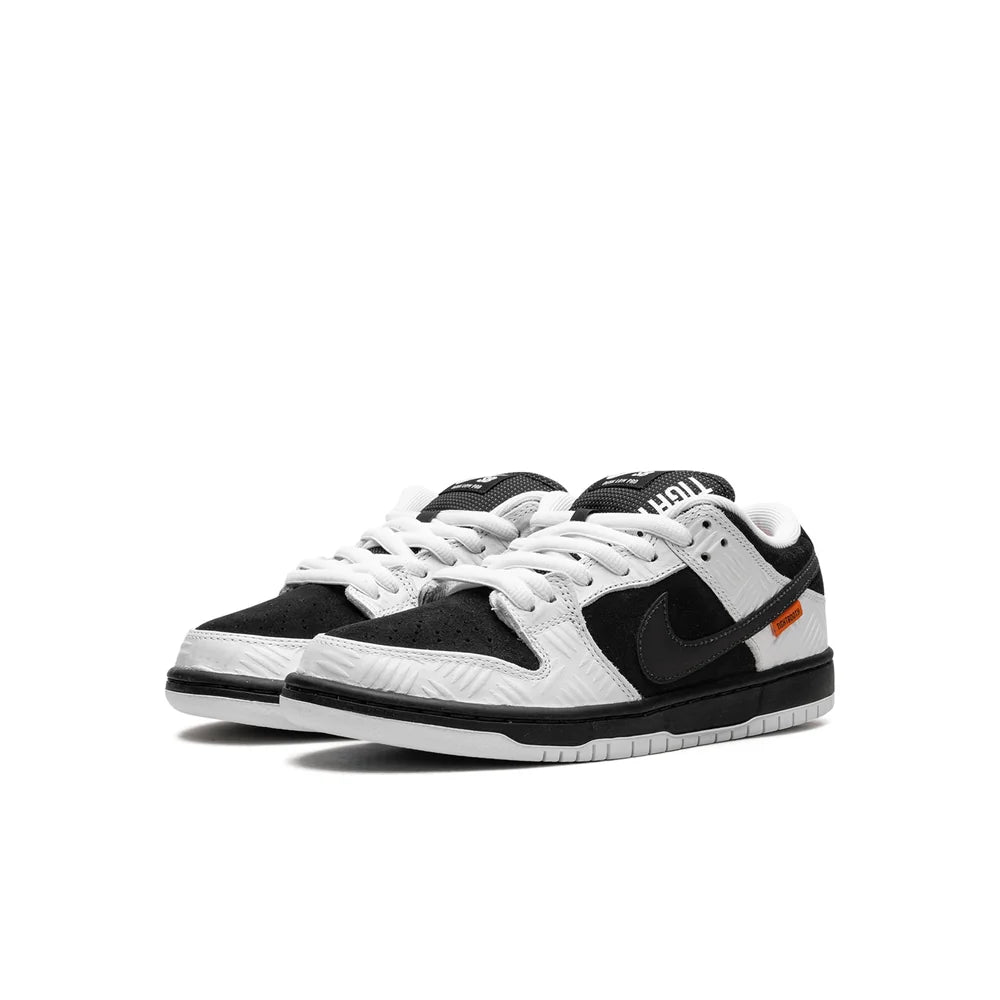 Nike SB Dunk Low 'Tightbooth'