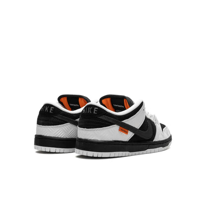 Nike SB Dunk Low 'Tightbooth'