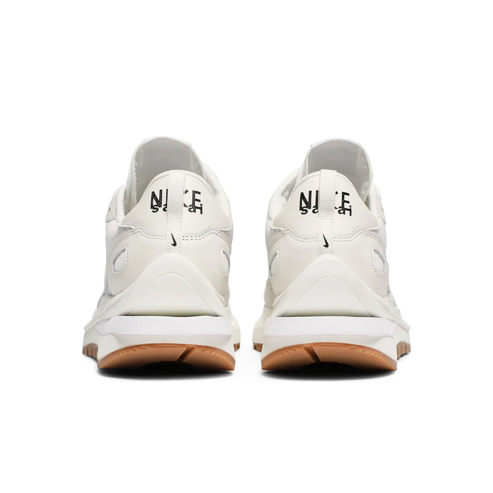 Nike Vaporwaffle x Sacai 'Sail Gum'