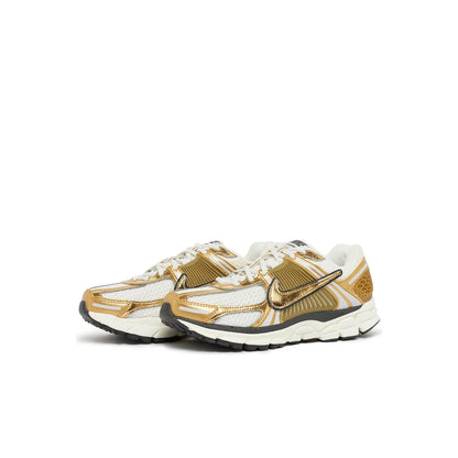 Nike Zoom Vomero 5 'Metallic Gold'