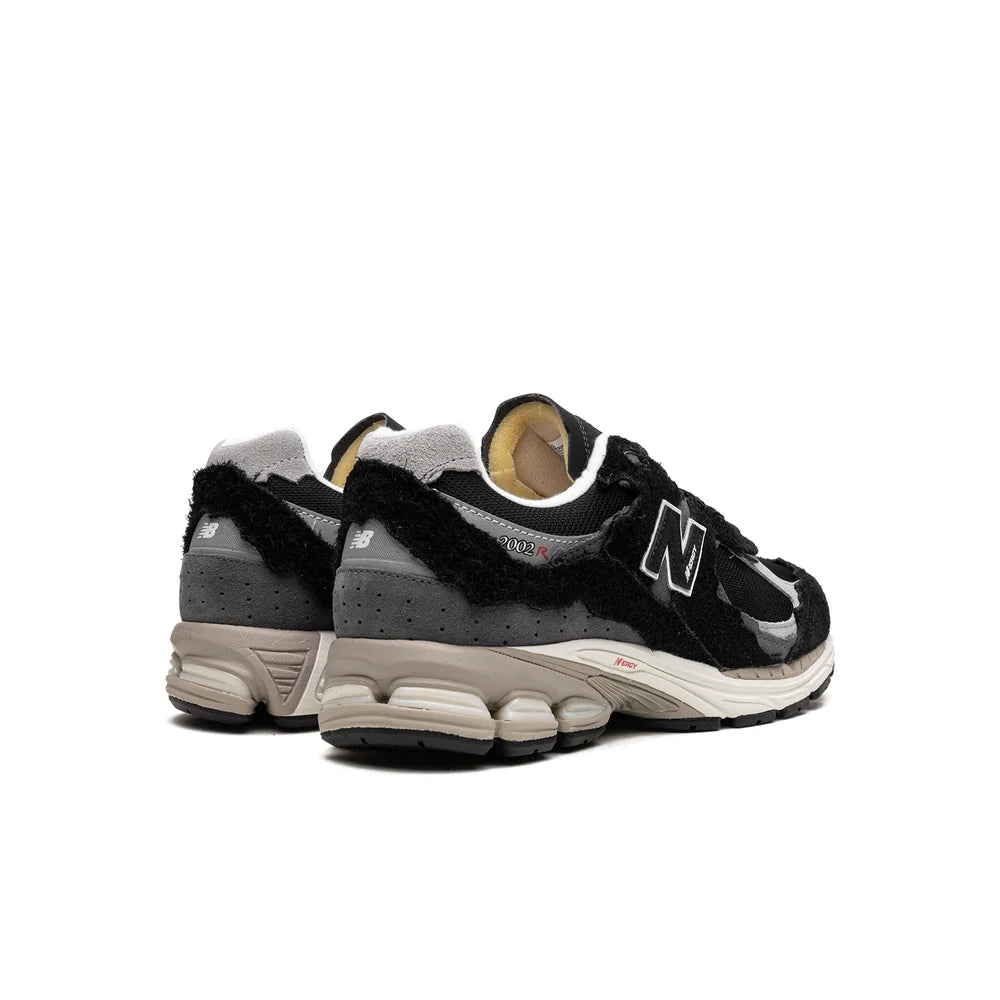 New Balance 2002R Protection Pack 'Black Grey'