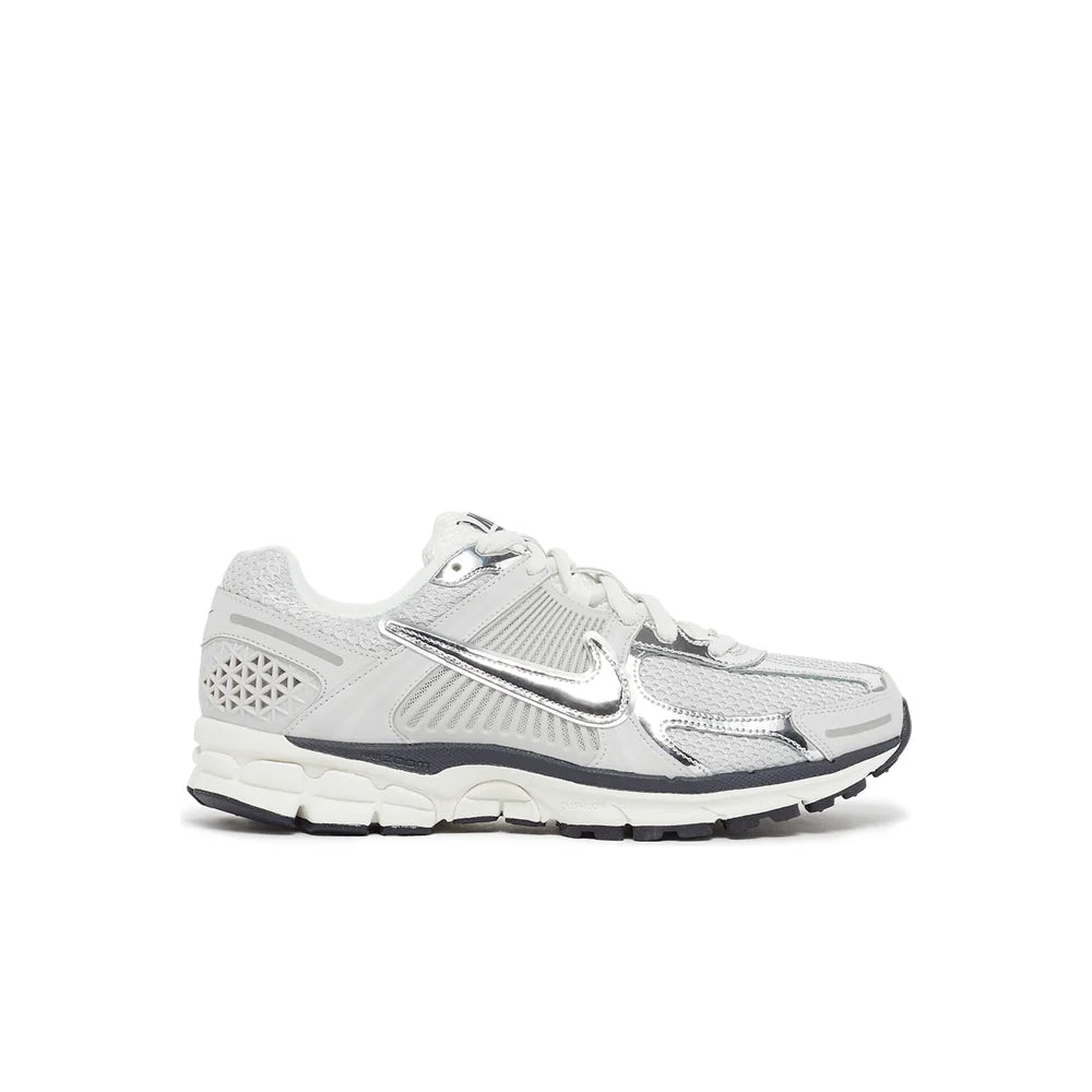Nike Zoom Vomero 5 'Photon Dust Metallic Silver'