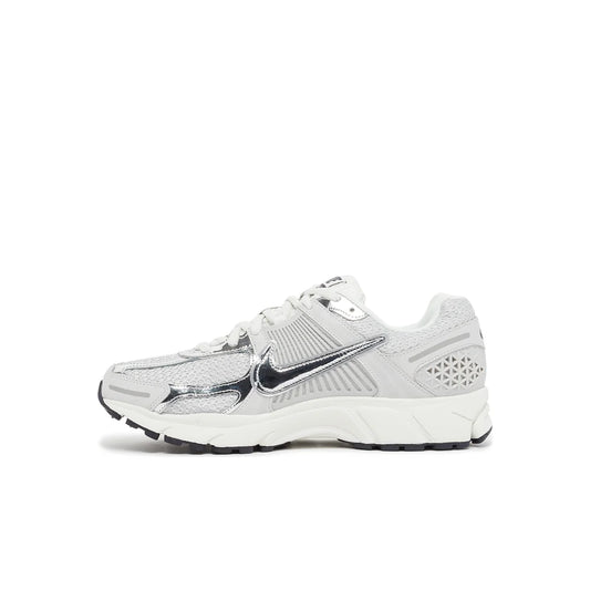 Nike Zoom Vomero 5 'Photon Dust Metallic Silver'