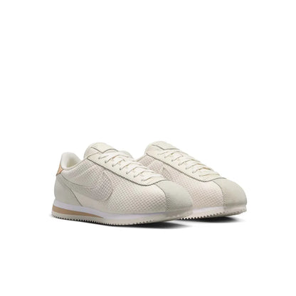 Nike Cortez Pearl White