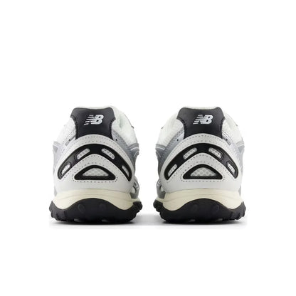 New Balance 204L Silver Metallic Black