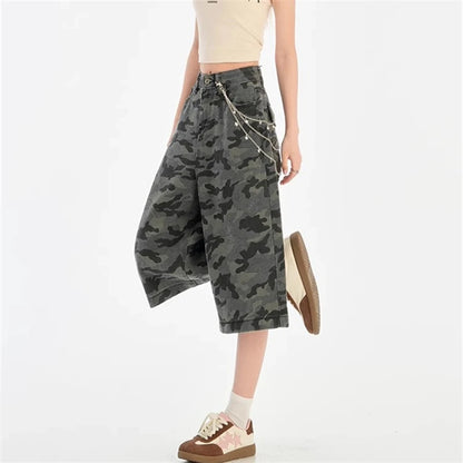 Camouflage Cargo Capris